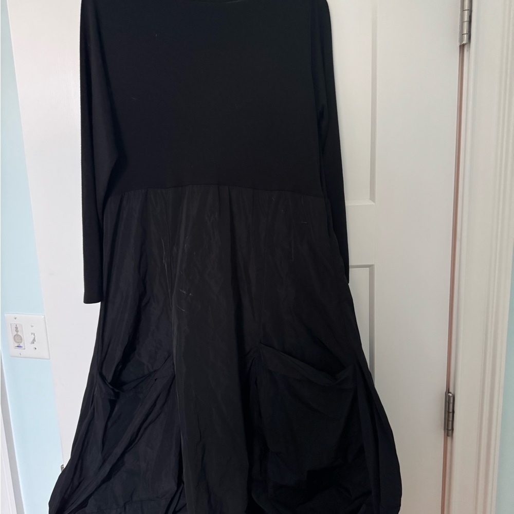 Chic Black Midi Dress